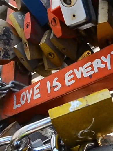 From a right swipe to a forever kind of love. 🤠💍 “Swiped Right on Forever” — my original country song about my wife. Met on Tinder, married, 10 years strong. If you met your person online, drop your year👇 #CountryMusic #OriginalSong #LoveSong #TinderLove #MarriedLife