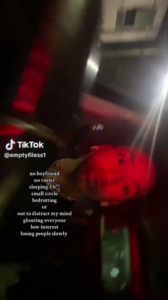 lildes (@emptyfiless1)’s videos with original sound - allaboutyou642