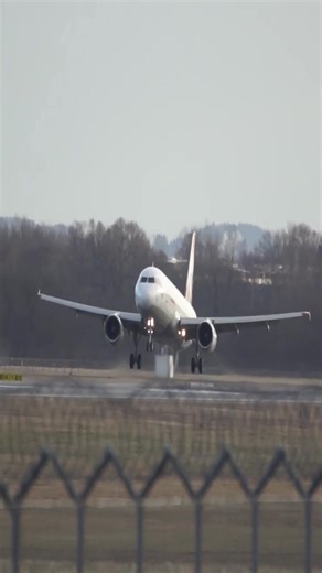 Freebird Airlines Europe Airbus A320-214 arrival | Aero Admirers