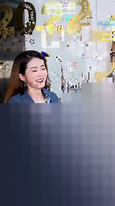 276K views · 8.6K reactions | Made a dress with a special herb in office ，successfully signed the contract worth tens of millions * Creative cooking in office, if there are dangerous actions and props, please do not imitate.* #Officecooking | Ms Yeah | Facebook