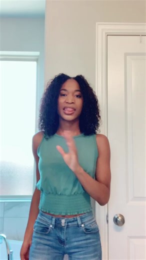 Ladies Bounce to the New Candy Remix Dance