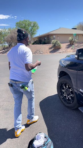 Funny Louisiana Car Salesman Impresses with Sales Pitch