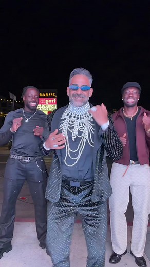 Mastering the Mussulo Dance Challenge with Dennis Mik