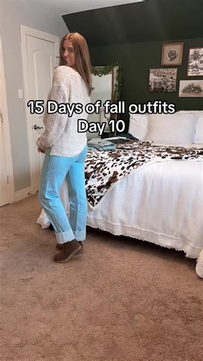 Stylish Wrangler Cowboy Cut Jeans for Fall Days