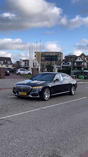 Mercedes S580 Maybach: Luxury Sound Experience