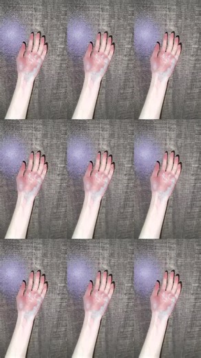 Expressive Hand Gestures on Textured Background