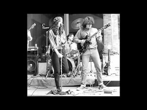 Edie Brickell & New Bohemians - Little Miss S - Live at Opry House 1991