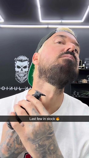 2.4M views · 348 reactions | Fed up with trimmers that drag or die after a few weeks? The Skeleton Pro finally gives you the power you’ve been looking for without the stupid price tag. If it’s not the best trim you’ve had in years, you get your money back. ☑️ Designed by a professional barber ☑️ Zero gap titanium blade ☑️ 8,000 RPM motor ☑️ Free delivery 83% of stock already sold out. Grab yours in the Black Friday sale now ⏳ | Kevin Junior Products | Facebook