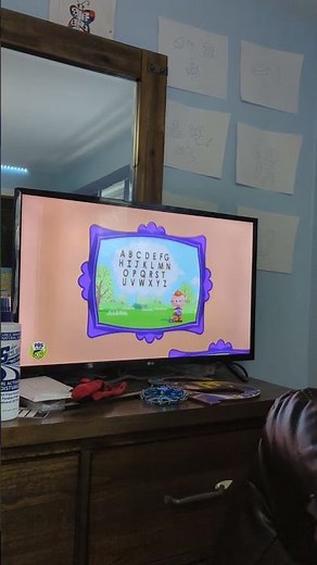 SUPER WHY! THE UGLY DUCKLING: BECOMING A SWAN INTRO