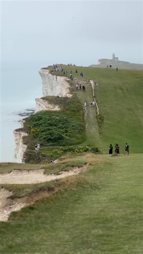 Beachy Head and Bell Tout Lighthouse Walk | Travel Vlog