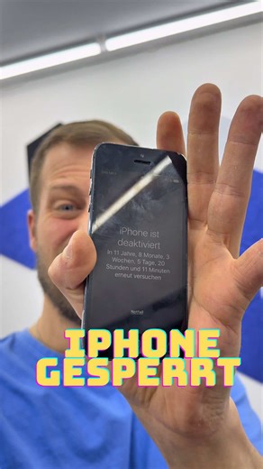 iPhone einfach 11 Jahre gesperrt 😭💀 #iphone #repair #iphonerepair #electronics #smartphone