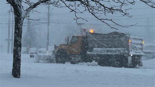 Don't crowd the plow reminders