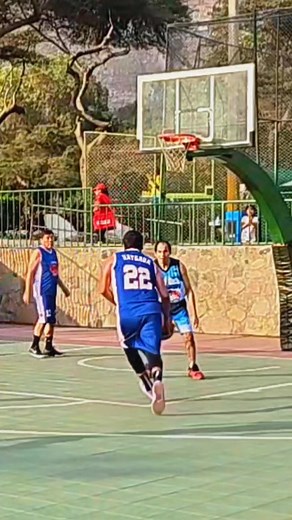 28K views · 93 reactions | Copa Master Layup #basketball #baloncesto #basketballislife #academia #chaclacayo #shorts | Escuela de Basketball Raygada Skills | Facebook