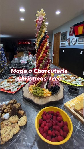 Family of 10 Christmas Fun! This turned out great! | Just the Bells 10