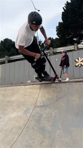 Backflip on Scooter: Amazing Tricks and Clips