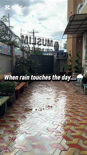 Muslim Girls Academy: Rainy Day Vibes