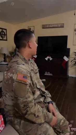 Hero's Heartwarming Homecoming Surprise