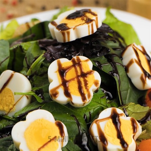 21K views · 112 reactions | An awesome egg tip you'll want to try | 3-Minute Hacks | Facebook