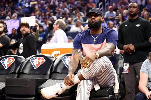 “What kind of partnership is it when you sign a 1-year deal and hold a gun to my head?” - NBA analyst says LeBron James did the right thing by extending his contract with the Lakers