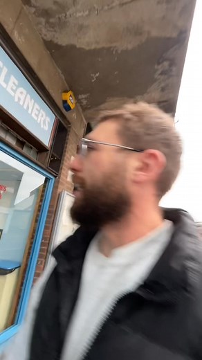 21K views · 150 reactions | So my washing machine and tumble dryer at work have both decided enough is enough  I have never used a launderette before, cost me £6 to load up the washer and so far we’re on the third £1 drying it, as it seems to do in 8 minute blocks! Actually really like the old school feel in here , industrial machines tend to stay completely vintage looking, unless these are vintage washers and dryers? 樂 | Life at Gully | Facebook