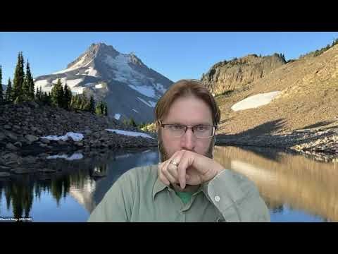 Big trees burning: Divergent wildfire effects on large trees in open- vs. closed-canopy forests