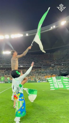 ADRIÁN y ANTONY recrearon su famosa celebración 🙌 #shorts #realbetis