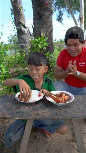 Wow SMART IDEA People Share Chicken Feet In Forest #survival #outdoor #useful #bushcraft #shorts