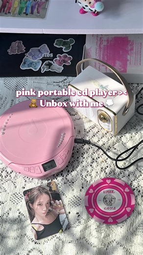 It’s so cute!!! Pink cd player unboxing - #CDPlayer #Gueraycdplayer #y2kaesthetic, Gueray H01, #2000snostalgia #cdcollection kpopstan, musiclover, cds, album, vinyltok, outdoor party, cd walkman, discman, bassboost