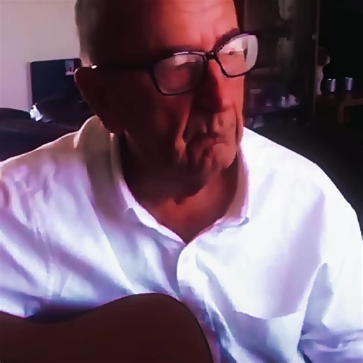 I'm Not In Love - Guitar Cover by 10cc