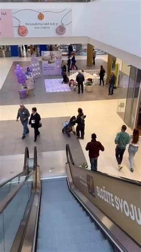 Donosimo vam djelić atmosfere s našeg subotnjeg druženja u Cityu! 🥰 Hvala svima koji ste došli i zabavili se s nama, mi smo uživali do kraja, a nadamo se da ste i vi! 💜 Krajem mjeseca se družimo i u Splitu, uskoro više informacija, pratite nas! 😍 #Violeta #DoubleCare | Violeta Double Care