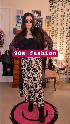90s fashion: styling this skirt into a very witchy outfit. 1990s will always be my favorite fashion.