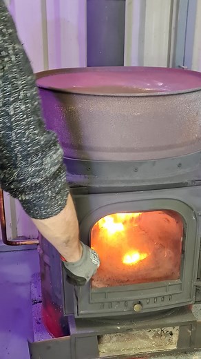 FREE HEAT Fantastic Waste Oil Burner #foryou #fyp #viral #carmaintenance #wasteoil #winter #staywarm #stove #heating #freeze #costofliving #badweather