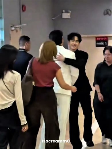 Santa meet Papa Force — my p10l gang 🥺 #perthsanta #santapp