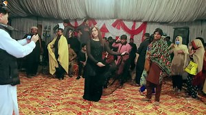 231K views · 10K reactions | Classical Bollywood Song - ALLAH Karay Dil Na Lagy Classic | Old is Gold | Queen in Black #gulmishal #LooksChallenge﻿ #gorgeousness #Multishow #dance #Love #Romantic #Attractive #beautiful #stylist | Gul Mashal Dancer - Official | Facebook