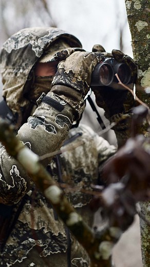 All you need to enhance your hunting experience this winter… Escape detection with the EXCAPE Winter collection in revolutionary REALTREE EXCAPE™ camouflage for effective concealment from head-to-toe, featuring winter jacket, trousers, facemask, gloves and cap. Shop Featured Styles: 5952 Excape Winter Jacket 3952 Excape Winter Trousers 6607 Excape Winter Cap 8607 Excape Winter Gloves Be hunt-ready for winter expeditions DEERHUNTER EXCAPE Winter: bit.ly/478LoEG #Deerhunter #deerhunter_eu #deerhun