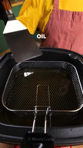 25K views · 34 reactions | Culinary masterpieces with just a spatula  | 5-Minute Crafts House | Facebook