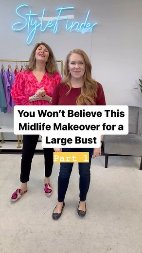 Are you large busted? Then you know how hard it can be to find tops that fit, much less, flatter. Yet it’s not always just about the top. What you wear below the waist is what helps to create balance, helping you to look proportional and fabulous! By swapping her skinny jeans for a pair of angled palazzo pants ( the Belinda), her upper body is balanced and looks amazing! All items from @shopstylefinder Drop a 🔻 below if this is your shape and stay tuned for part 2! #largebust #triangle #triangl