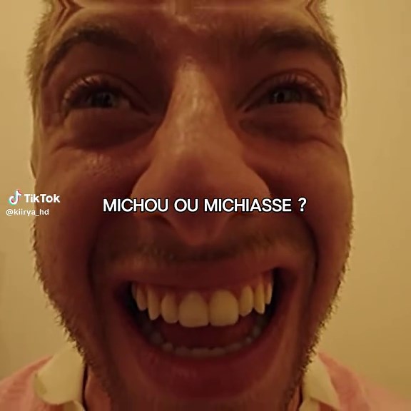 Humour et Vlogs de Michou au Canada