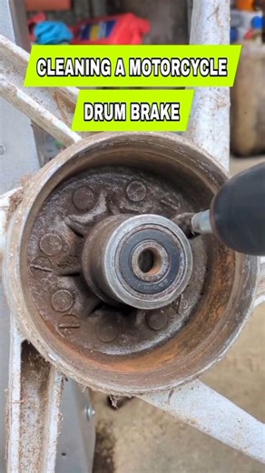 Cleaning A Motorcycle Drum Brake #mechanic #motorcycle #repair #engineering