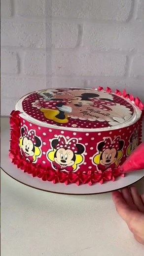 Minnie mouse cake