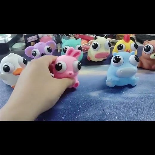 Cute Animal Squeeze Toys – Cow & Chicken Funny Pop-Eye Fidget Toys for Kids & Adults