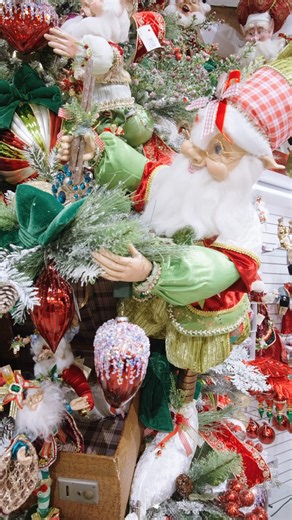 🎄✨ Our Elves Tree is bursting with holiday magic! These cheerful little elves bring color, charm, and a playful spirit to every branch. And the best part? The Mark Roberts Collection elves are now on sale the perfect moment to bring these festive favorites home. 💚❤️✨ #TheChristmasPalace #ElvesTree #MarkRoberts #holidaymagic | The Christmas Palace