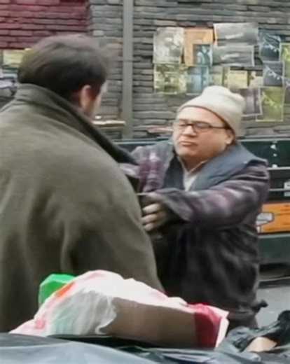 Encontre otro ABRIGO. #iasip #comedia #shorts #series