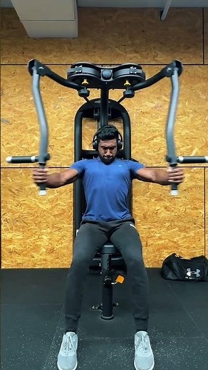 Machine Fly (Chest Fly Machine / Pec Deck Fly)