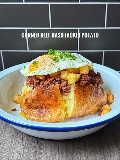Corned Beef Hash Jacket Potato Recipe with Egg