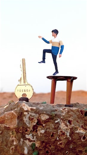 ek table up jump near key ka photography 📸 #creative photography idea's 💡 #status #short