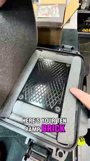 Brick selection is live.