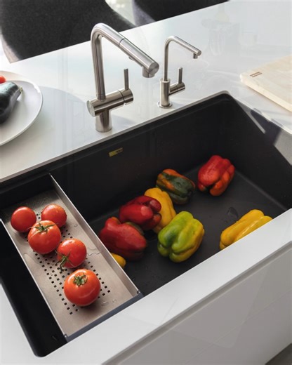 Franke Fragranite sinks bring rich, natural color to your space transforming your sink into a design feature, not an afterthought.​ Elevate your kitchen with a sink that’s as beautiful as it is durable. | Franke