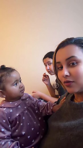 ዬሃና ጏለይ ቀኒኣ በፍቅር የተሞላ፣ የፍቅር ተዋሕዶ ቪዲዮ