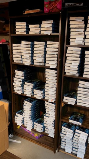 I can't believe I forgot to post about #IndieBookstoreDay! For penance I shall go spend money at my local indy! Video is of the preorder signing I did at the always awesome Annie Bloom's Books for EARTH CALLED! | P.C. Cast